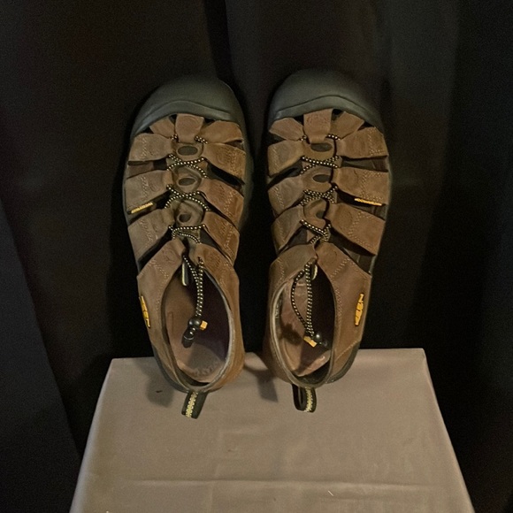Keen Shoes Keen Mens Sandals Size 8 2 Poshmark
